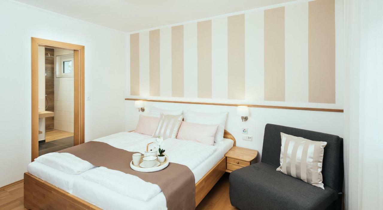 Pension Auszeit Velden Фельден-ам-Вёртер-Зе Экстерьер фото